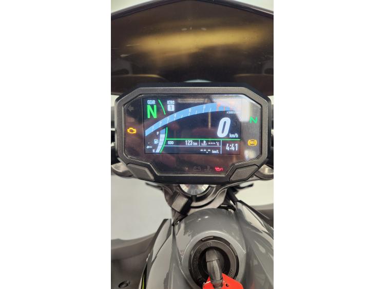 KAWASAKI Z650 