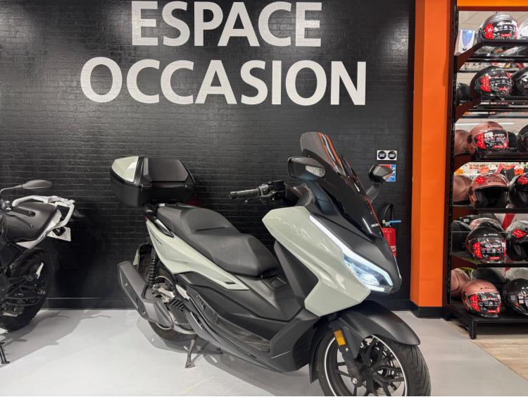 HONDA FORZA 125 TOP BOX