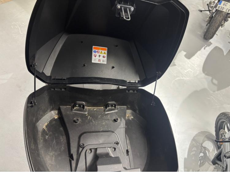 HONDA FORZA 125 TOP BOX