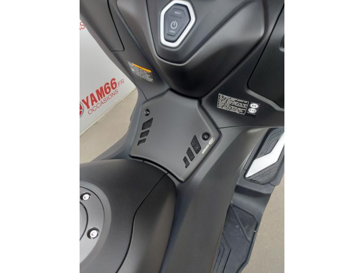 YAMAHA XP T-MAX 560 TECH MAX