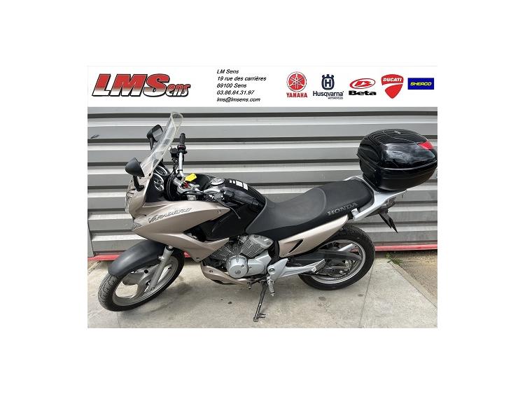 HONDA VARADERO 125