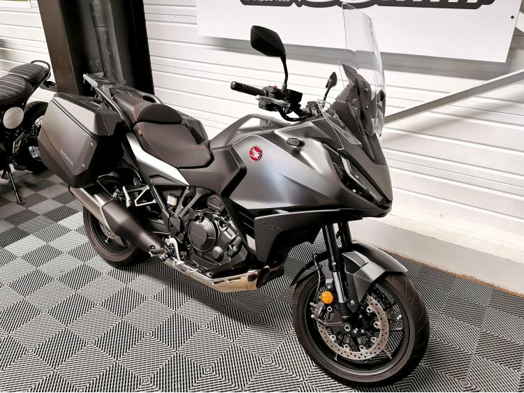 HONDA NT 1100 - 1ERE MAIN - NT1100 - GARANTIE 2028