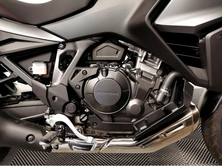 HONDA NT 1100 - 1ERE MAIN - NT1100 - GARANTIE 2028
