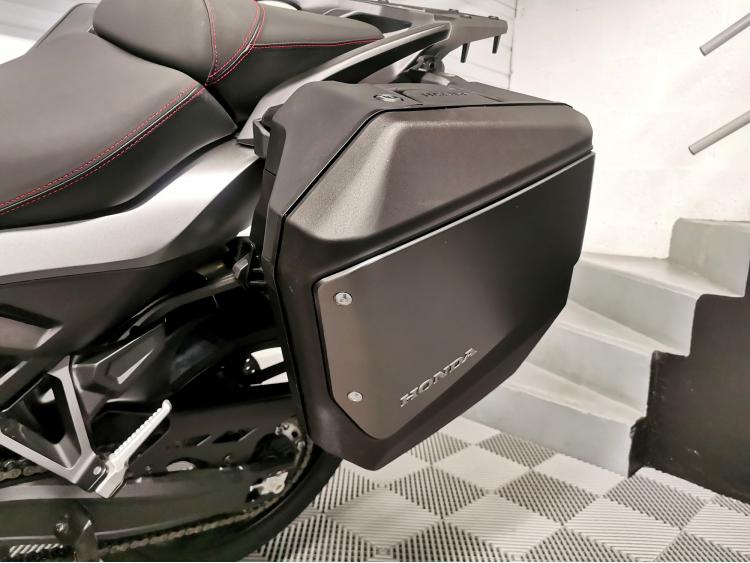 HONDA NT 1100 - 1ERE MAIN - NT1100 - GARANTIE 2028