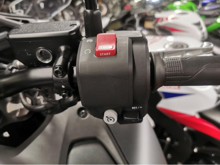 HONDA NT 1100 - 1ERE MAIN - NT1100 - GARANTIE 2028