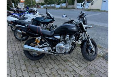 YAMAHA XJR 1300