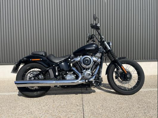 HARLEY-DAVIDSON SOFTAIL STREET BOB 1923