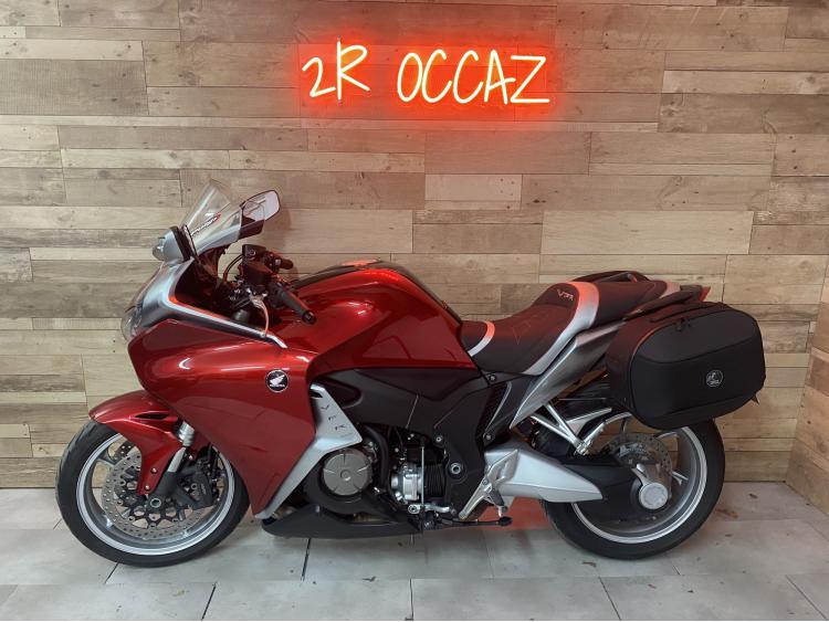 HONDA VFR 1200 F