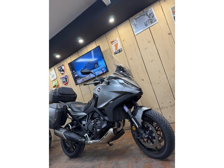 HONDA NT 1100 DCT / 7745 KM / GARANTIE 12 MOIS 