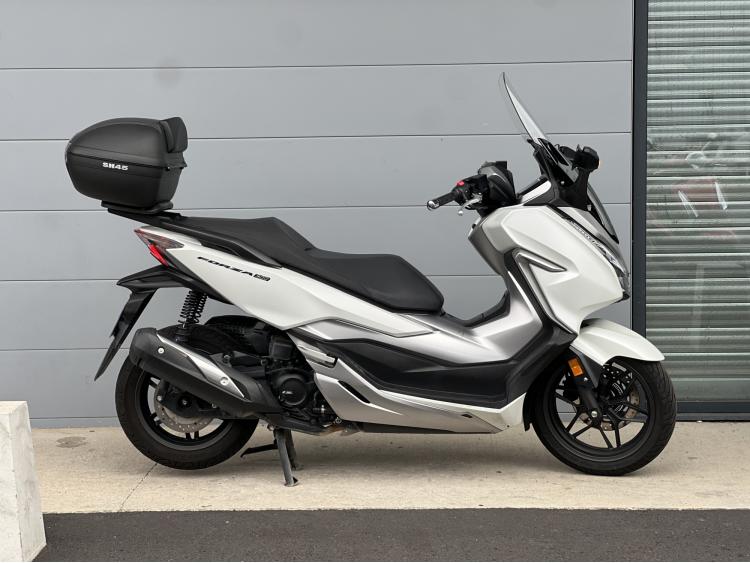 HONDA FORZA 300