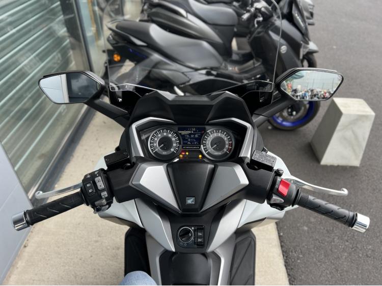 HONDA FORZA 300