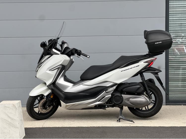 HONDA FORZA 300