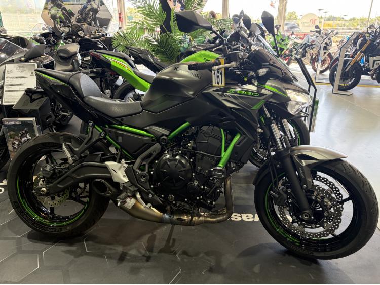 KAWASAKI Z 650