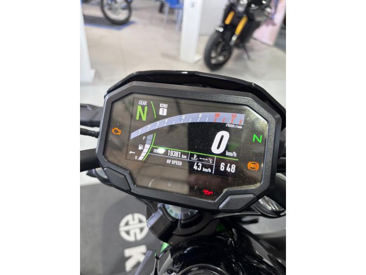KAWASAKI Z 650