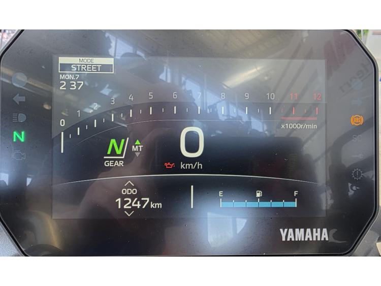 YAMAHA TRACER 9 Y-AMT