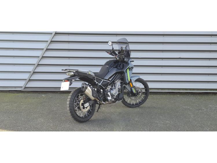 CF MOTO MT 450