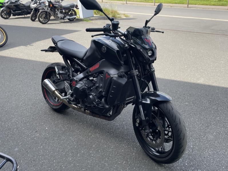 YAMAHA MT-09