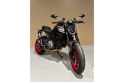 DUCATI 900 MONSTER
