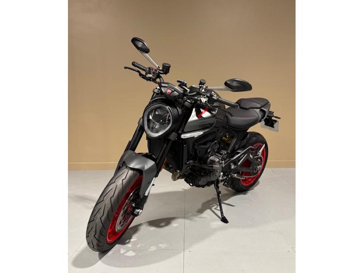 DUCATI 937 MONSTER
