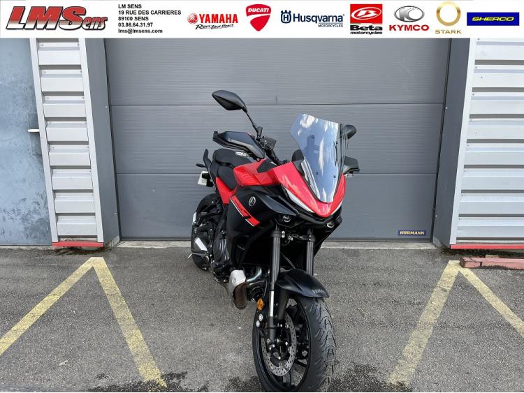 YAMAHA TRACER 7