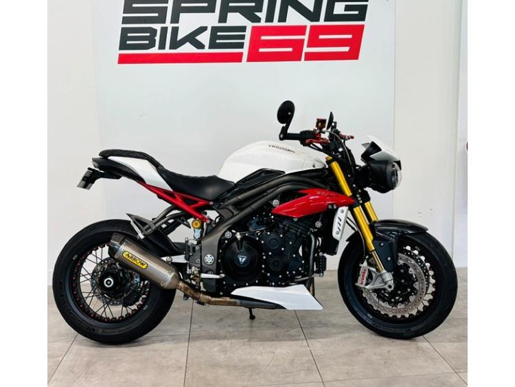 TRIUMPH SPEED TRIPLE 1050 R 