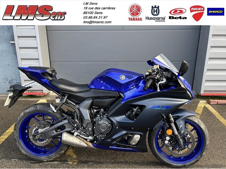 YAMAHA YZF-R7