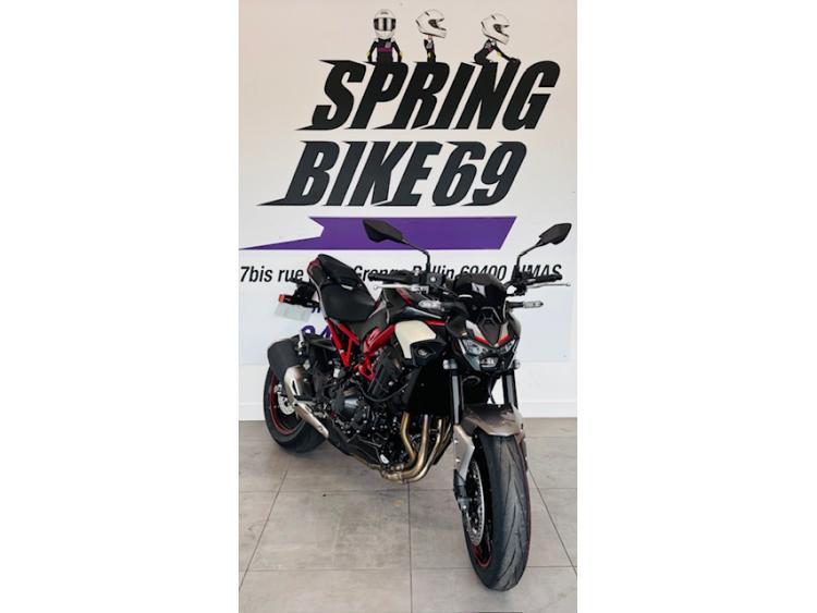 KAWASAKI Z 900
