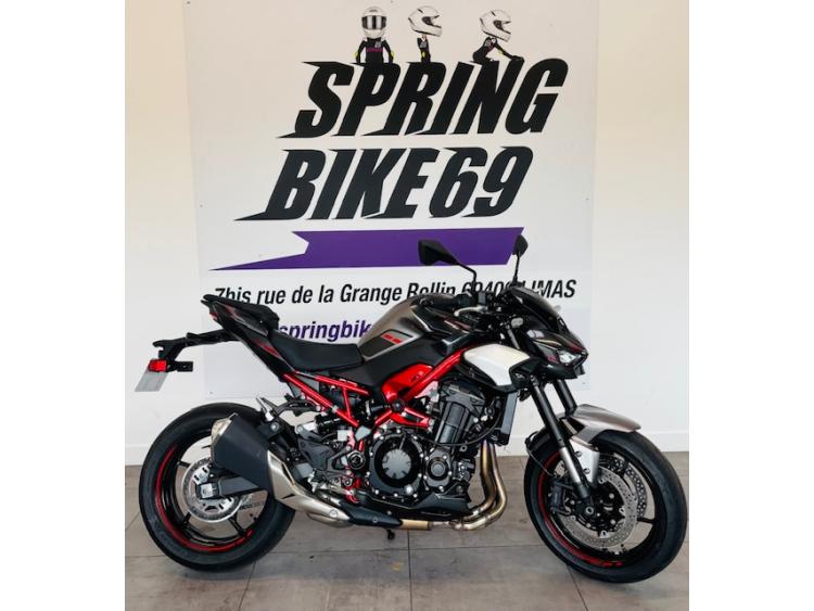 KAWASAKI Z 900