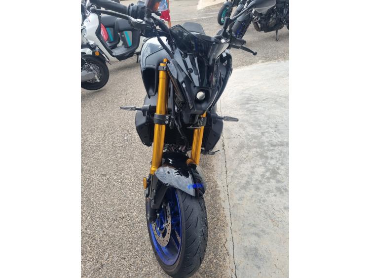 YAMAHA MT-09 SP