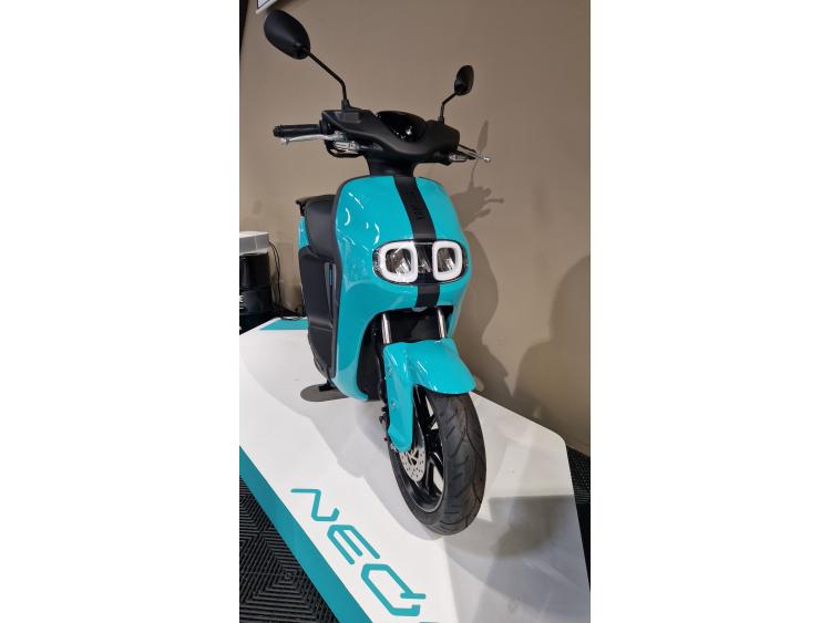 YAMAHA NEO'S 50 ELECTRIQUE dual battery