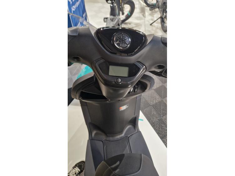 YAMAHA NEO'S 50 ELECTRIQUE dual battery