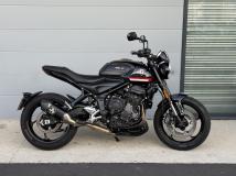 TRIUMPH TRIDENT 660