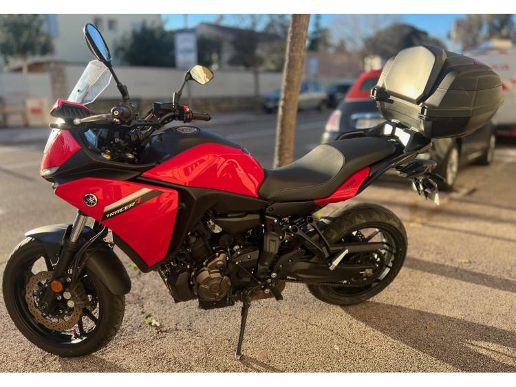 YAMAHA TRACER 7
