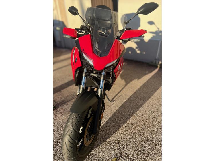 YAMAHA TRACER 7
