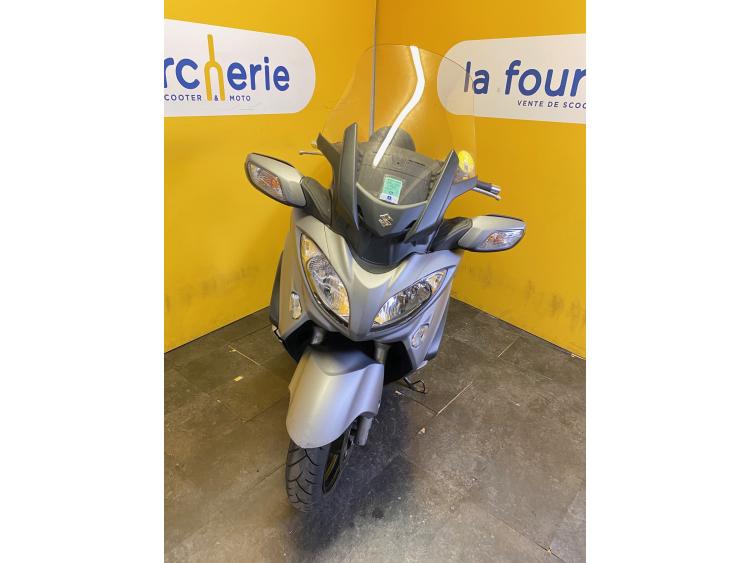 SUZUKI BURGMAN 650