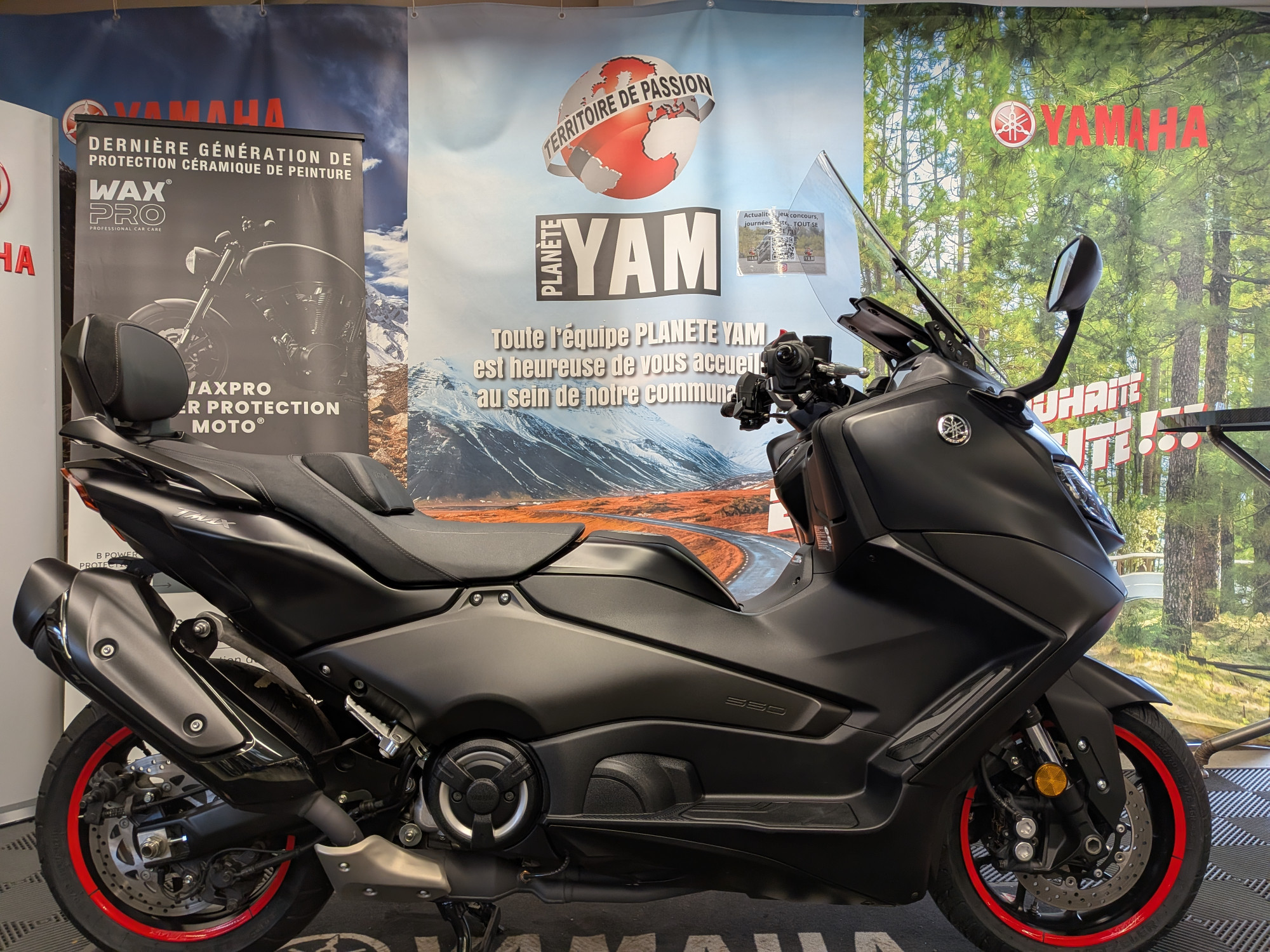 YAMAHA XP T-MAX 560