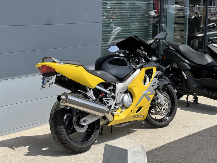 HONDA CBR 600 F