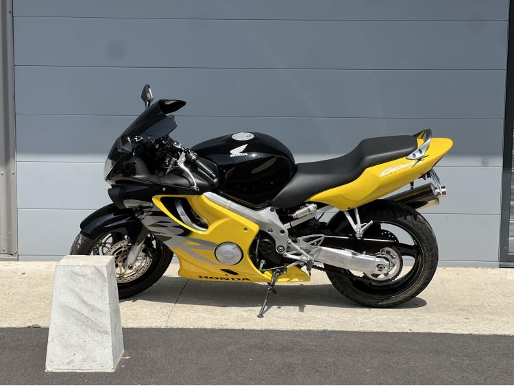 HONDA CBR 600 F