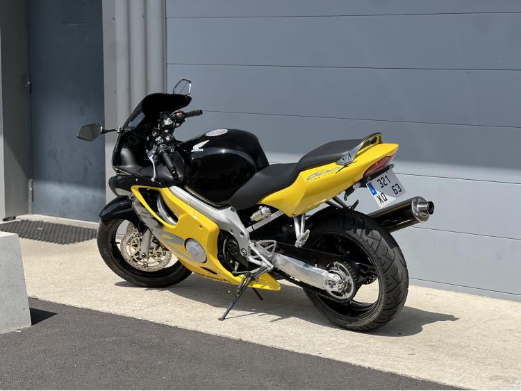 HONDA CBR 600 F