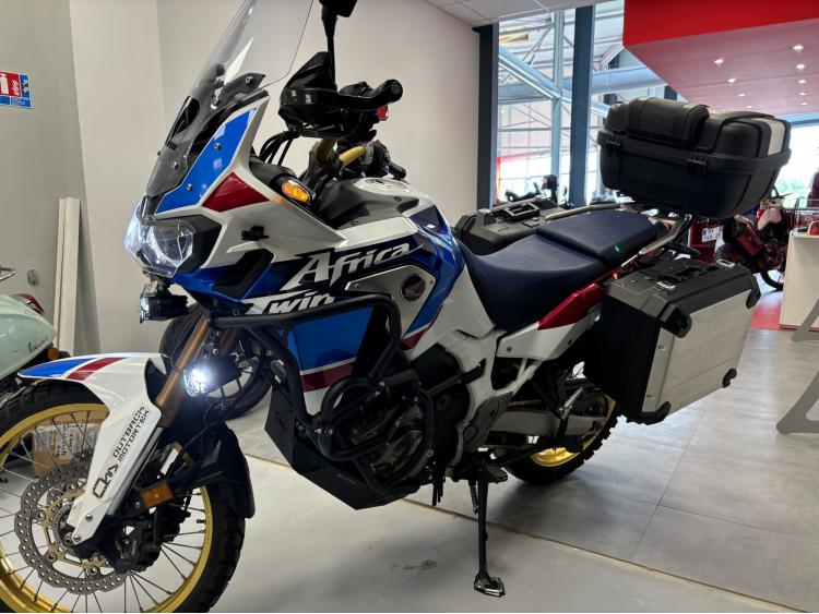 AFRICA TWIN  ADVENTURE SPORT DCT