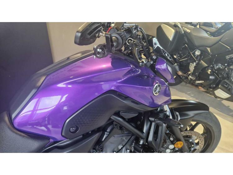 YAMAHA MT-07 (47.5CV)