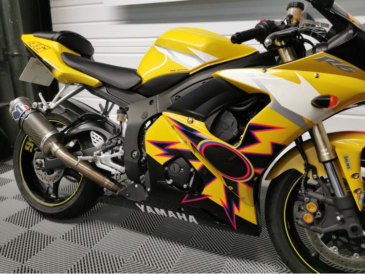 YAMAHA YZF-R6 ROSSI R46 - Série limitée n° 1324 