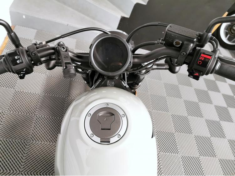 HONDA REBEL 500 - 1ère Main - Garantie constructeur 12/2027 - Eligible au permis A2