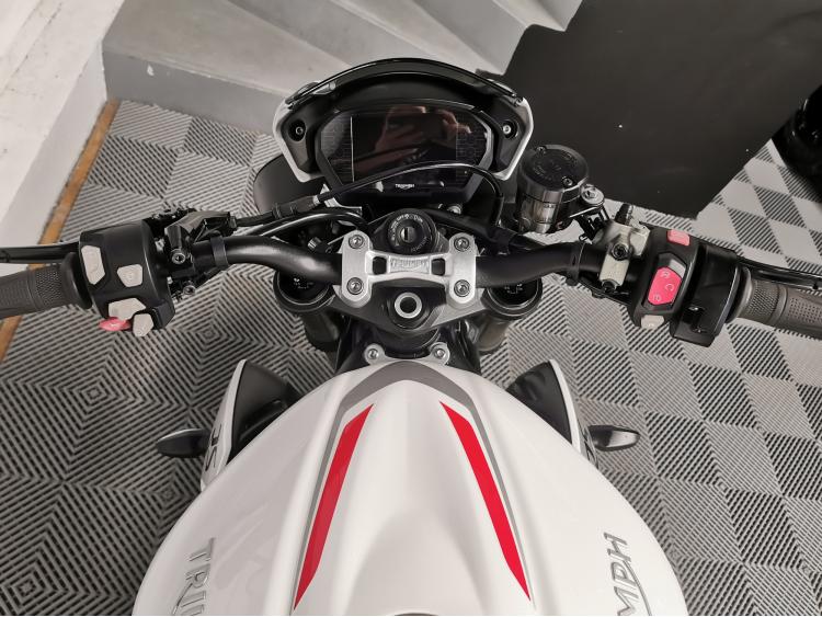 TRIUMPH STREET TRIPLE 765 RS