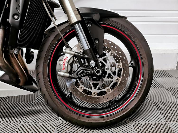 TRIUMPH STREET TRIPLE 765 RS