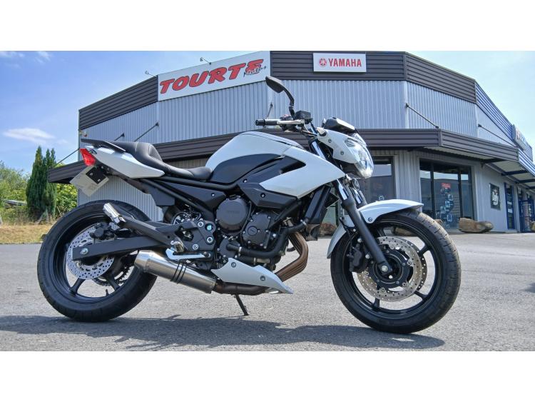 YAMAHA xj-6