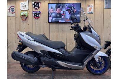 SUZUKI BURGMAN 400