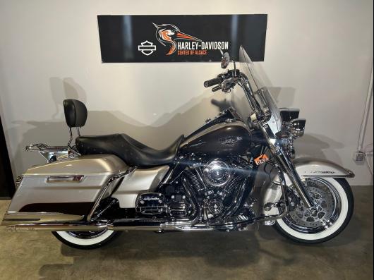 HARLEY-DAVIDSON TOURING ROAD KING 1745