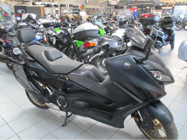 YAMAHA XP T-MAX 560 TECH MAX