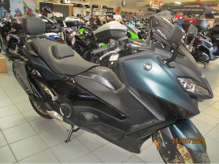 YAMAHA XP T-MAX 560 TECH MAX